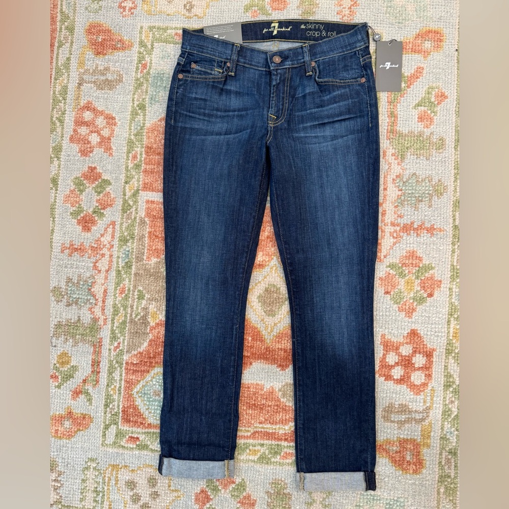 NWT 7 For All Mankind jeans. The Skinny Crop & Roll. Size 27.